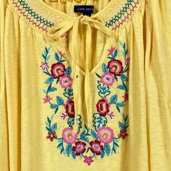 🔥 3/$15 🔥 Lane Bryant Keyhole Embroidered Raglan Sleeve Top Cottagecore  1X - Picture 6 of 10